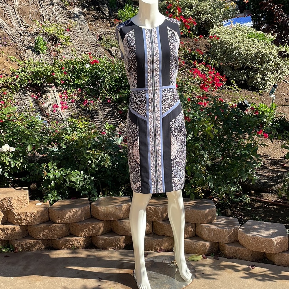 Bcbgmaxazria sheath dress print